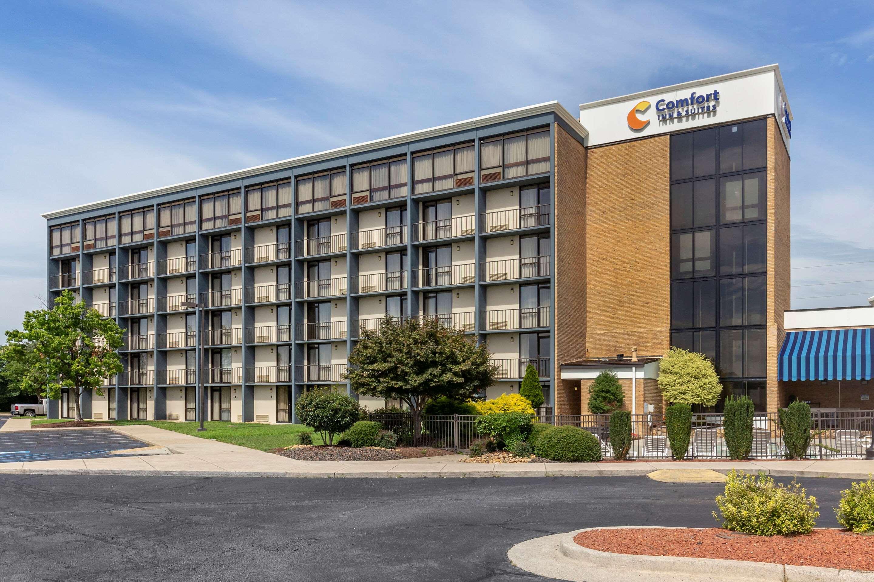 Comfort Inn & Suites Near Danville Mall Exteriér fotografie